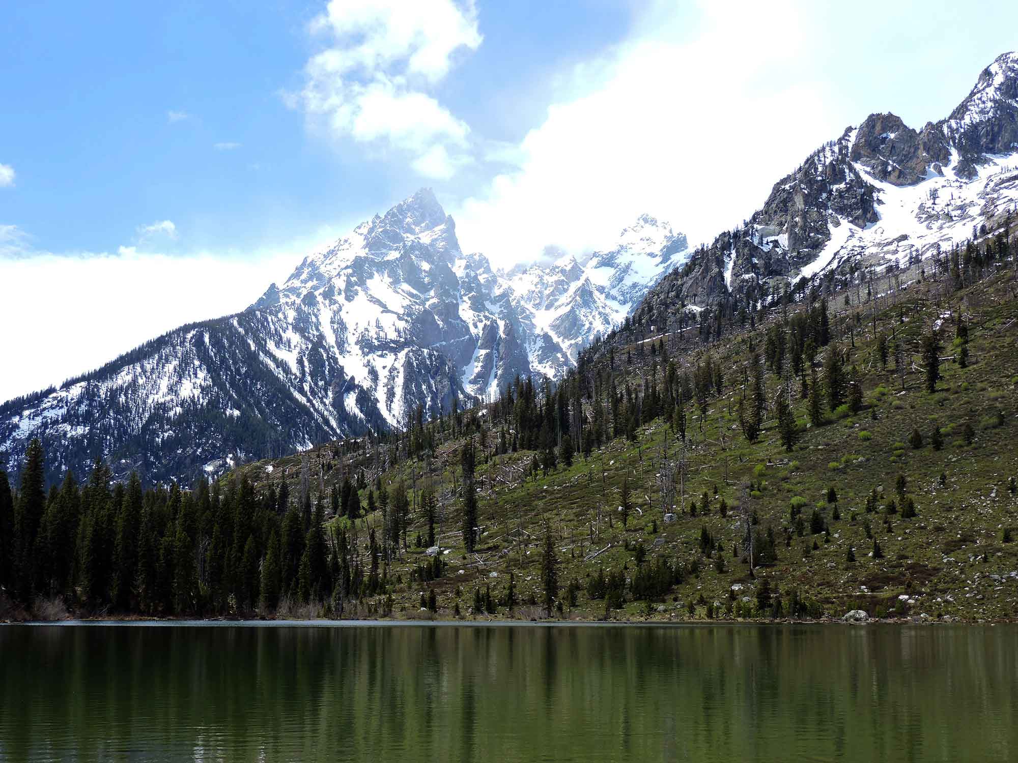 Flashpacking Yellowstone v.4: Hiking In the Grand Tetons