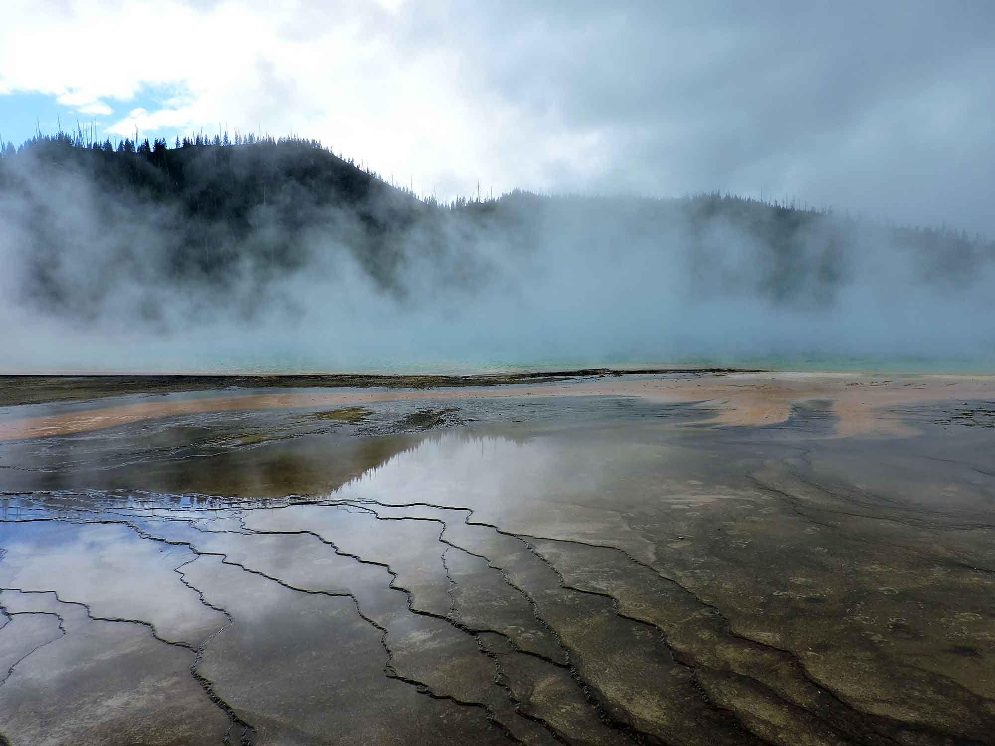 Flashpacking Yellowstone v.5: More Touring Yellowstone
