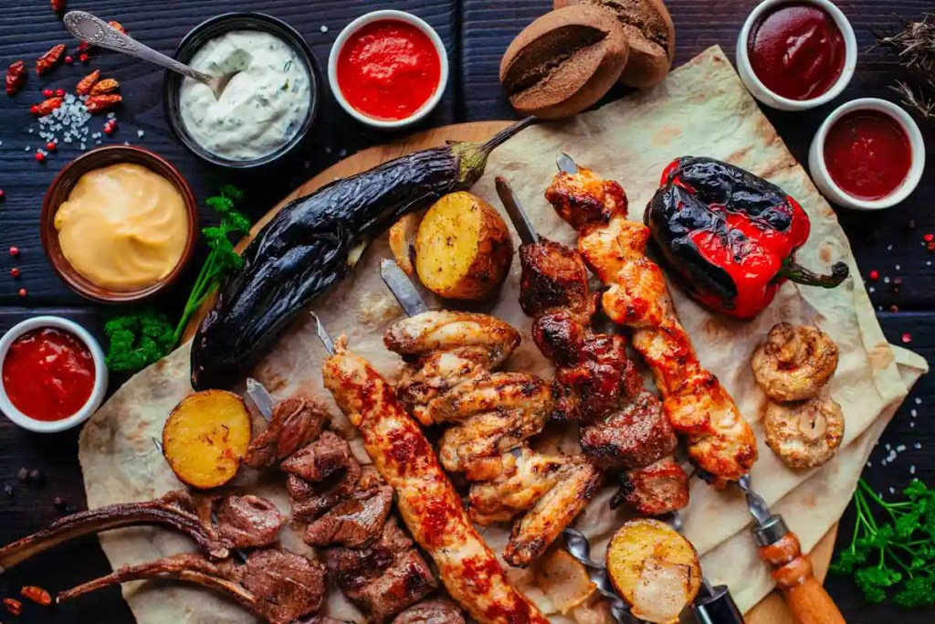 pinchitos barcelona street food